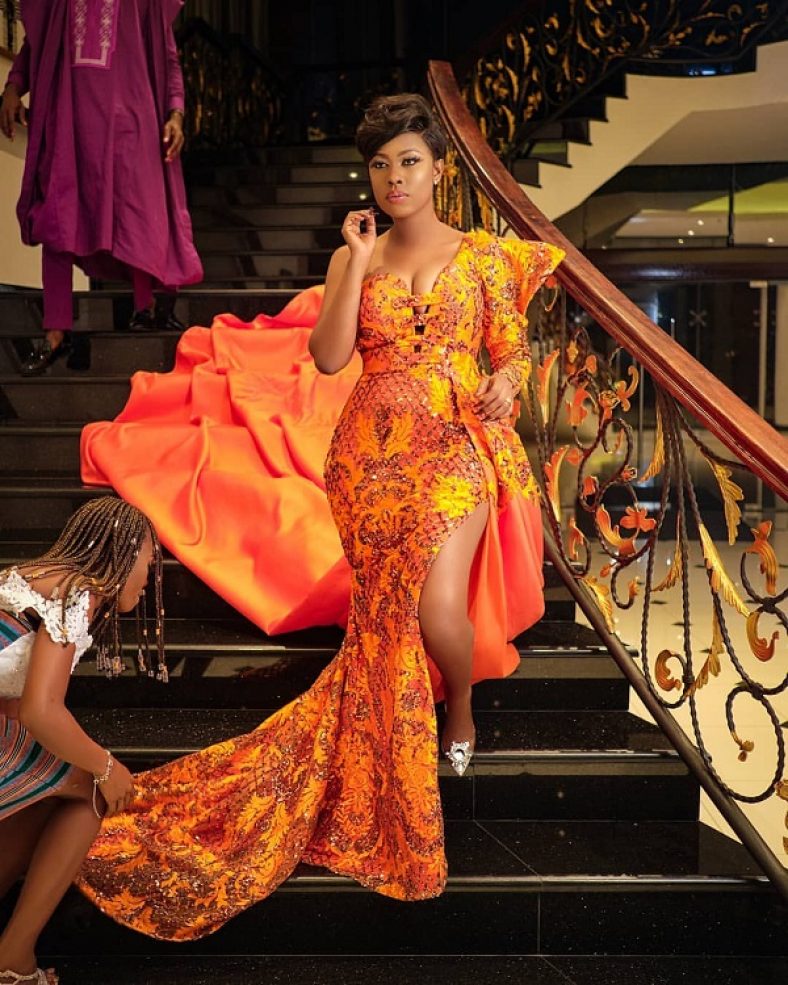 Selly Galley's Outfit To 2019 Golden Movie Awards Was Hot As Fire